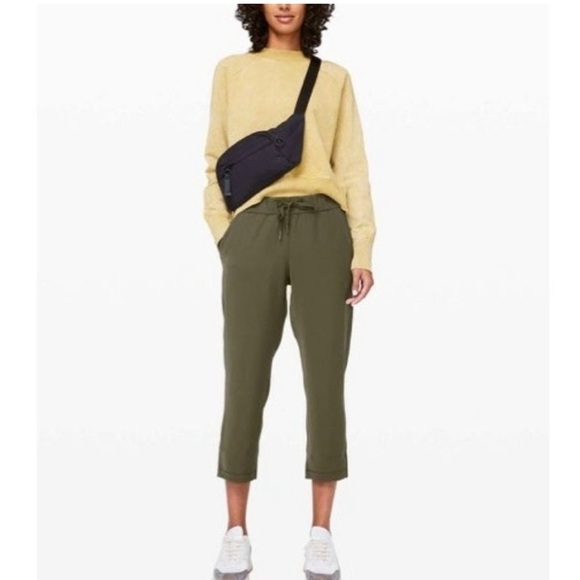 W2. Lululemon Pants On the Fly Crop *Woven 23" Dark Olive - Picture 11 of 14